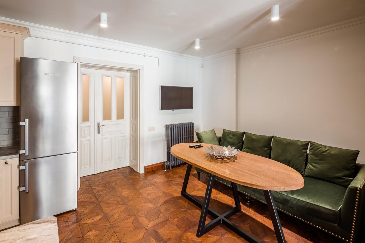 Romari Апартименти Площа Ринок Apartamento Lviv Exterior foto